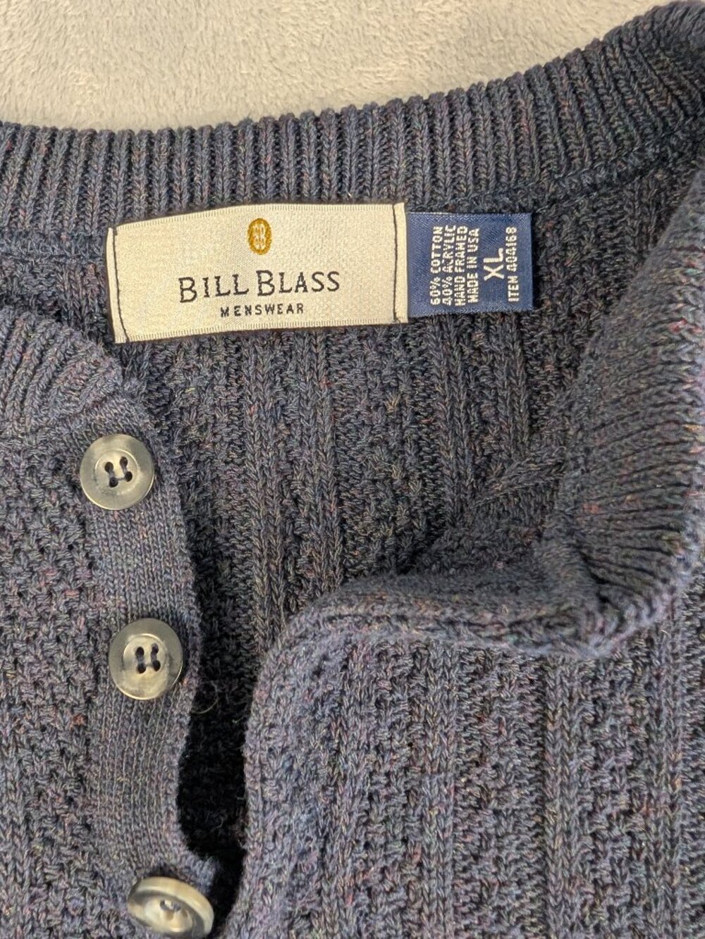 Vintage Bill Blass Men’s XL Navy Cable Knit Sweater – Henley 3 Button Pullover